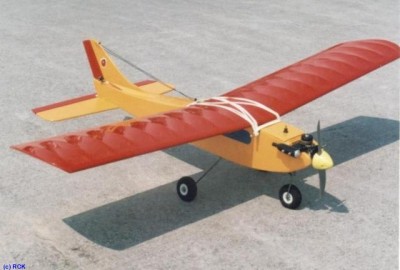 Pluto, 1m, ještě s motorem 1cm3