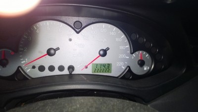 tacho2222.jpg