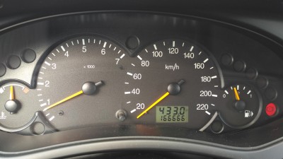 tach.jpg
