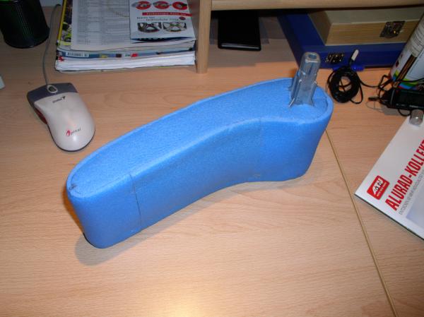 nahatá bez potahu modrá karimatka