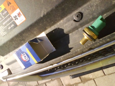 Nový vs starý snímač teploty - problém bude na &quot;trase&quot;, alebo ešte niečo iné...