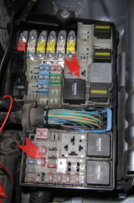 pojistky motor.JPG