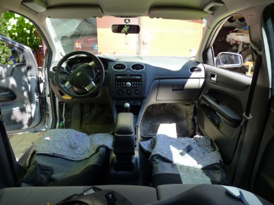 P1000954(1).JPG (57.29 KiB) Zobrazeno 1434 x sedadla fuč