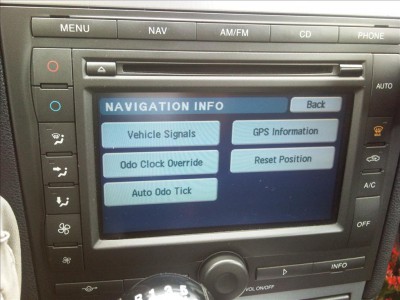 27052011002.jpg (91.28 KiB) Zobrazeno 1420 x Tady mi jde konkrétně o to " Odo Clock Override" a "Auto Odo Tick"