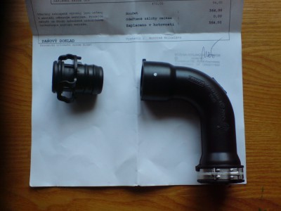 staci sroubovackem vyndat koncovku