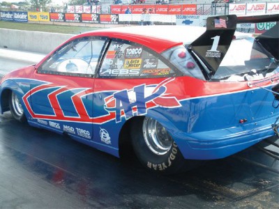 impp_0302_25_z+2002_nopi_drag_racing+ford_focus_drag.jpg